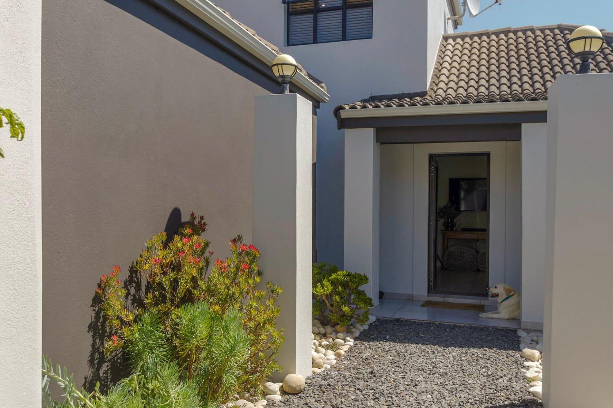 Kommetjie's Sandy Shores